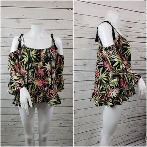 NWT tie off shoulder boho top M